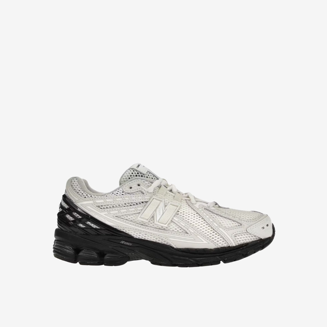 New Balance 1906R disponible chez Wavekickz