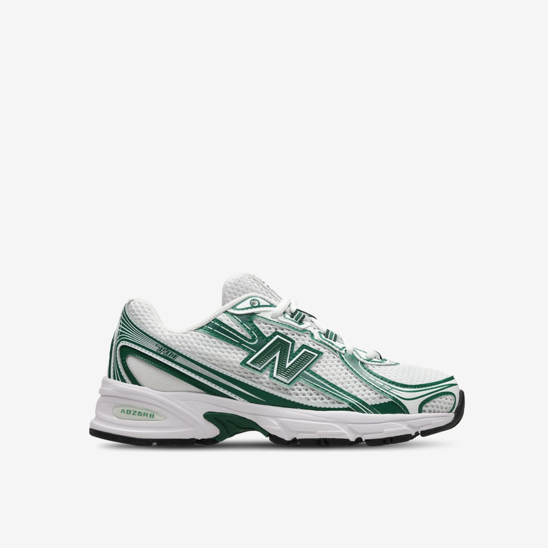 New Balance 740 disponible chez Wavekickz