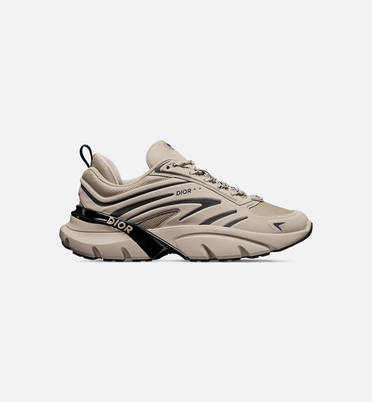 Dior B44 disponible chez Wavekickz