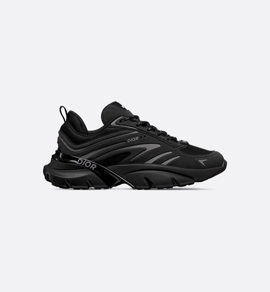 Dior B44 disponible chez Wavekickz