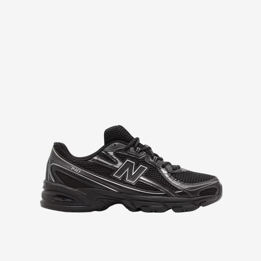 New Balance 740 disponible chez Wavekickz